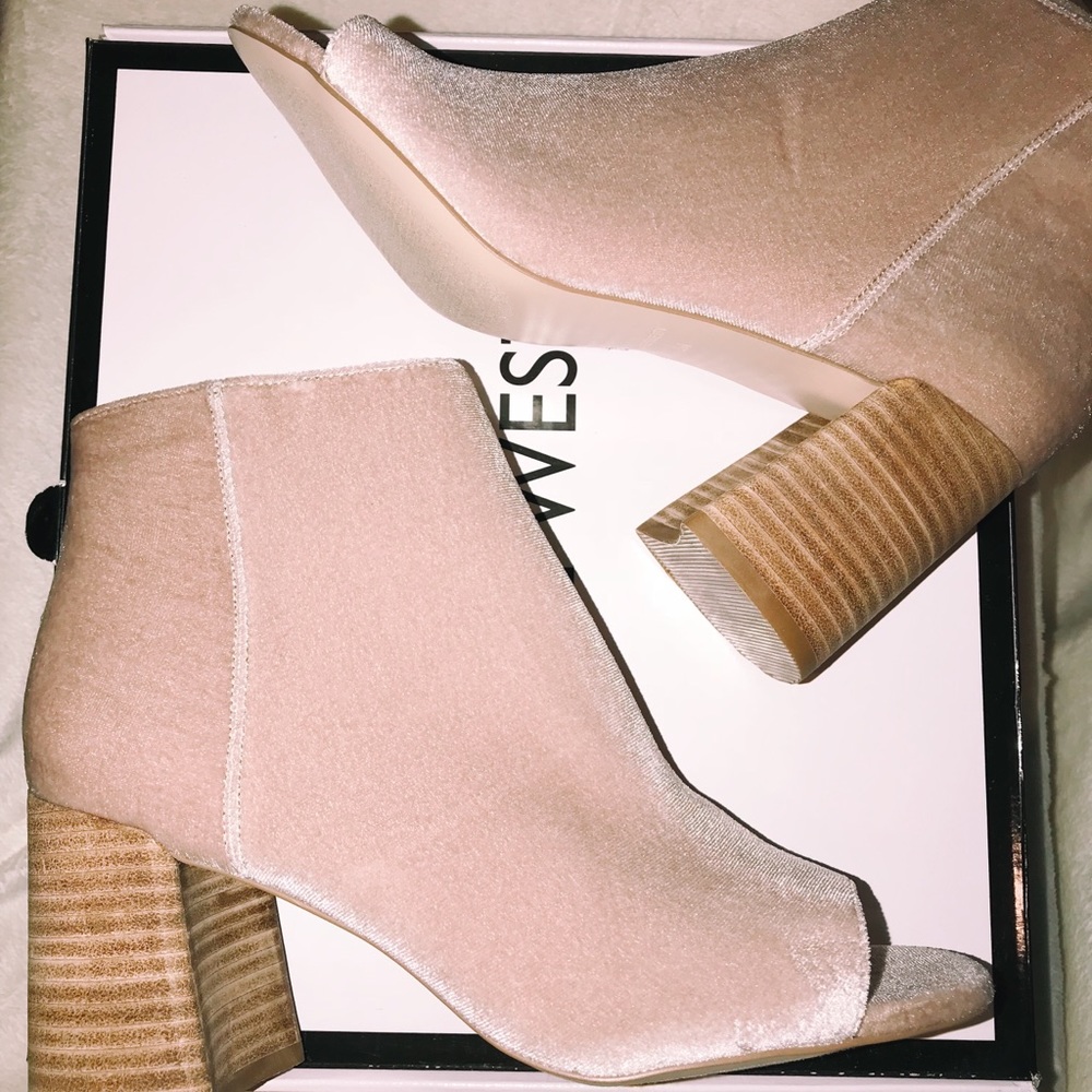 Nine West booties (light pink) size 6